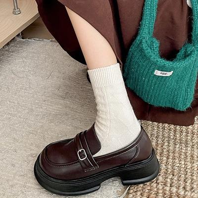 Модные французские туфли на платформе в стиле ретро, женские кожаные туфли 2025 года, новые, для увеличения роста, универсальные с юбкой, лоферы