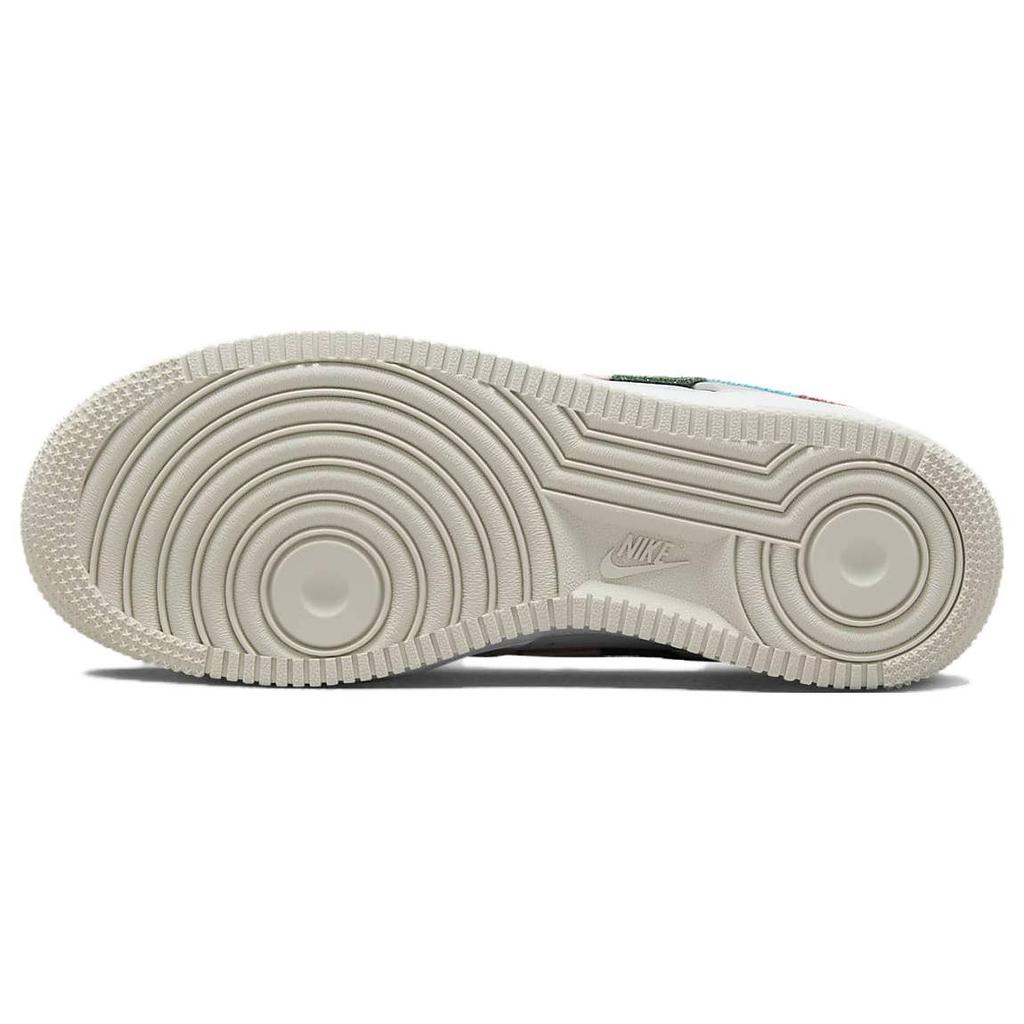 Nike Air Force 1 07 SE All Petals United Женские кроссовки Бело-зеленый Глиняно-серый FN8924-111