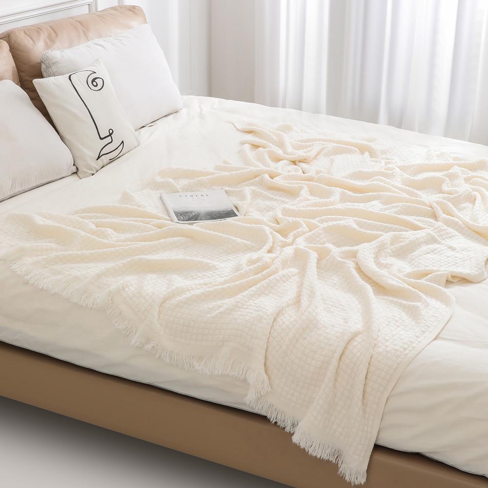 Одеяло для дивана из однотонной шерстяной вязки Nordic Waffle