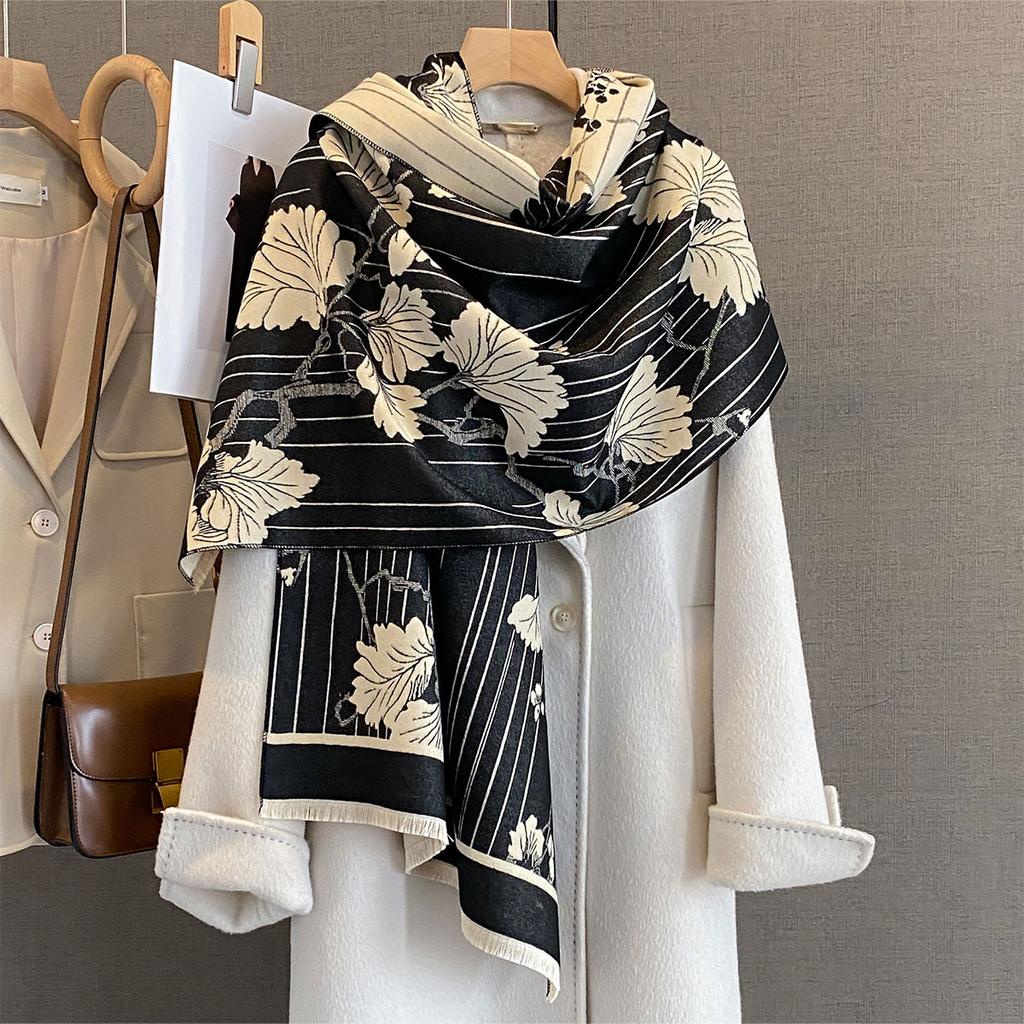 Women Autumn Winter Thick Warm Blanket Luxury Retro Fashion Striped Scarf Lady Cashmere Scarves Bufanda Poncho Echarpe Pashmina