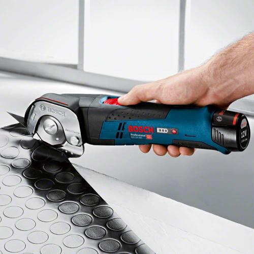 BOSCH PROFESSIONAL Cordless Multi-Cutter GUS10.8V-300H with Blades Attached (Body Only, Battery and Charger Sold Separately)