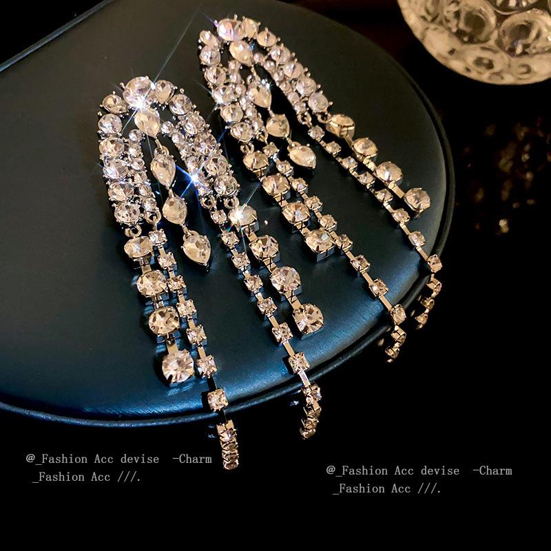 European and American silver needle diamond fringed long earrings niche cold wind temperament earrings high-end versatile earrings