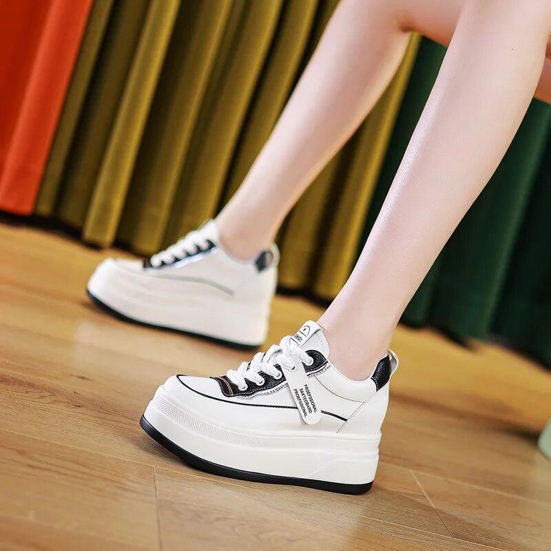 Fujin 9 см, модные массивные кроссовки из микрофибры 2024, модные женские белые весенние туфли на танкетке, осень-лето, вулканизированная обувь