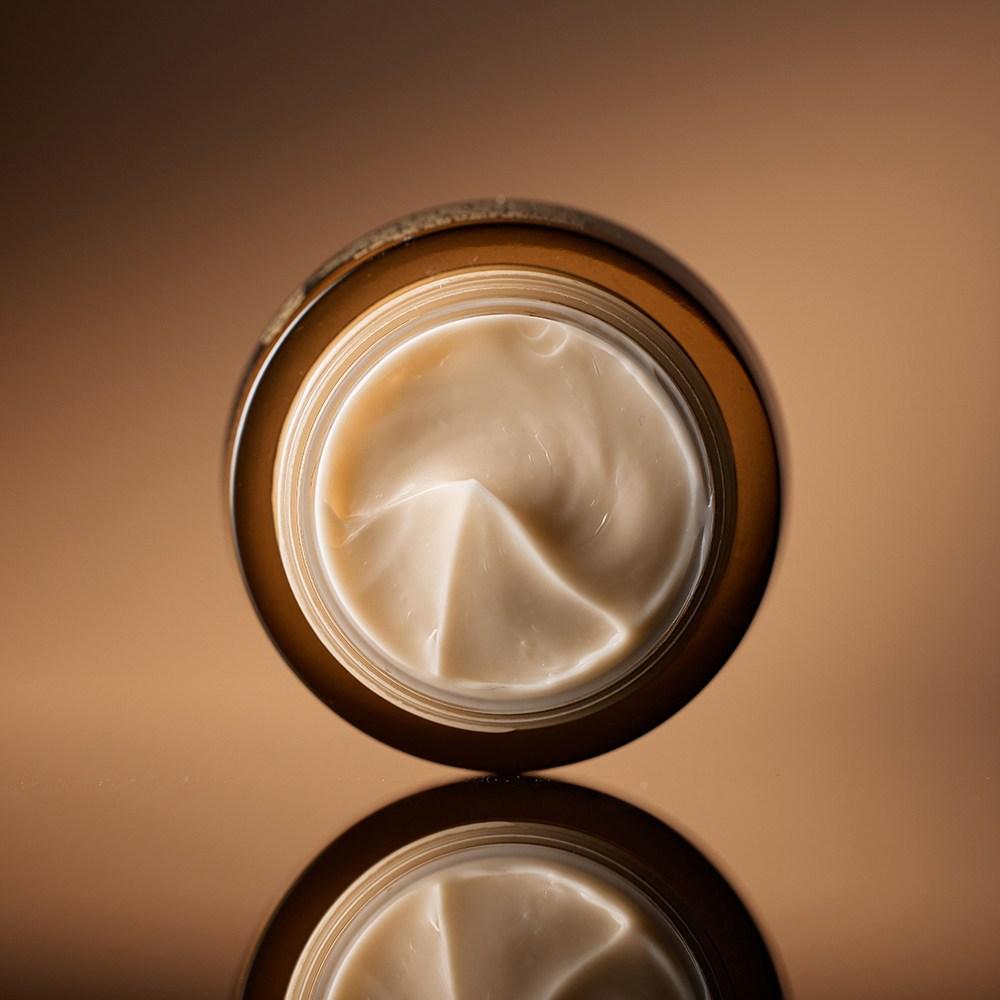 SUM37 Омолаживающий крем для кожи вокруг глаз Fermenta Lift