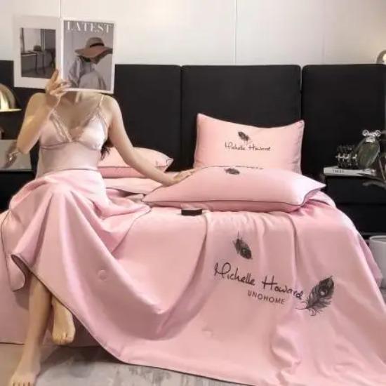 Double-piece and Feather Embroidered Summer Quilt Single Piece Tensile Soft and Comfortable Adult Air Conditioning Quilt