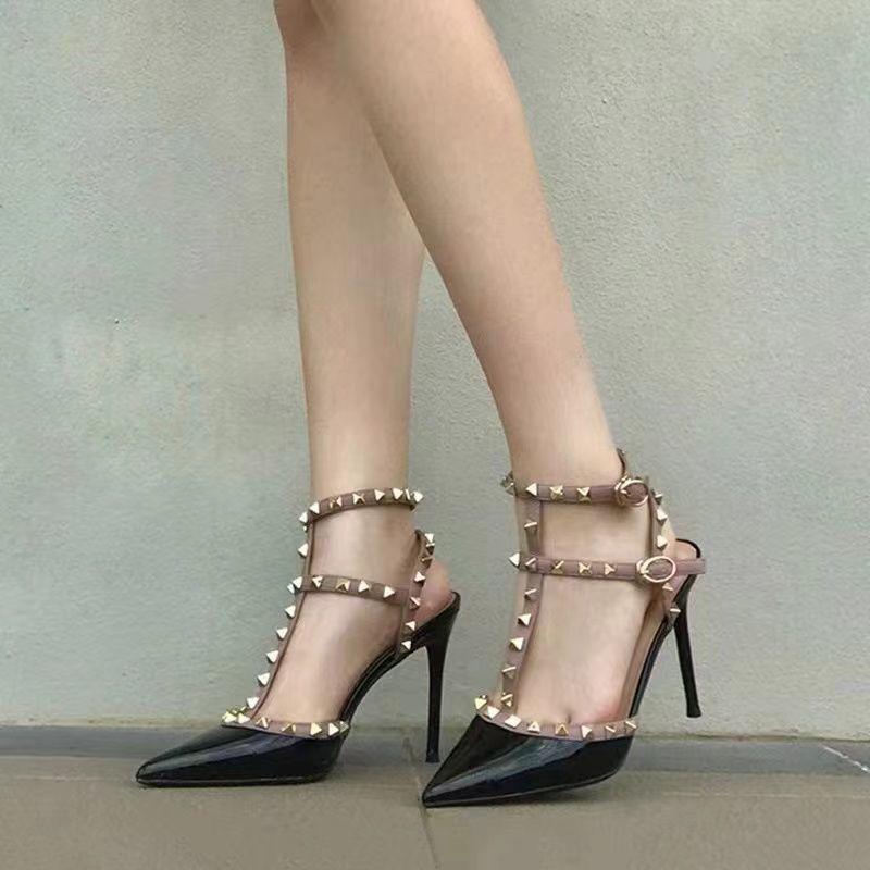 2024 Интернет-знаменитость, новая мягкая подошва, не уставшие ноги, корейские женские сандалии, односложная пряжка, легкие, дышащие, высокие каблуки