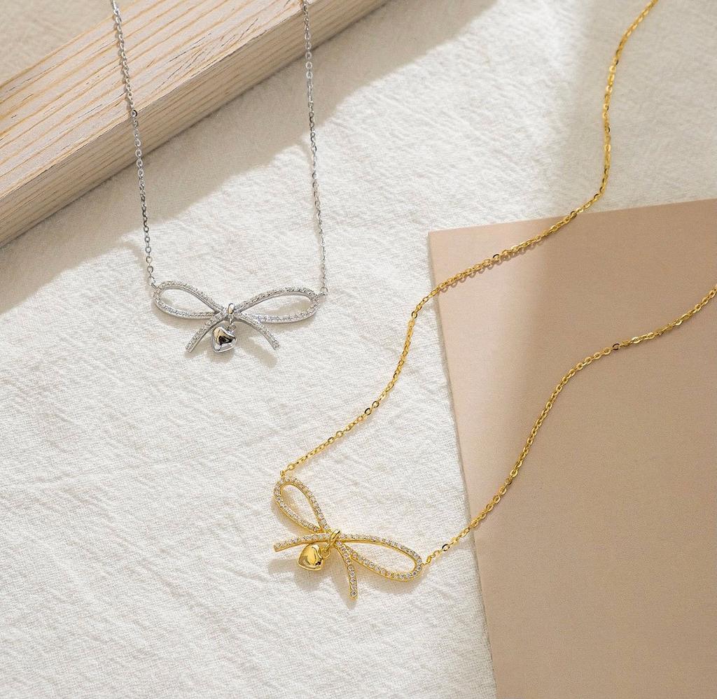 Xiaoxiangjia Man Diamond Bow Ожерелье Женское Нишевое Ключичное Цепочка Модное Улыбающееся Ожерелье