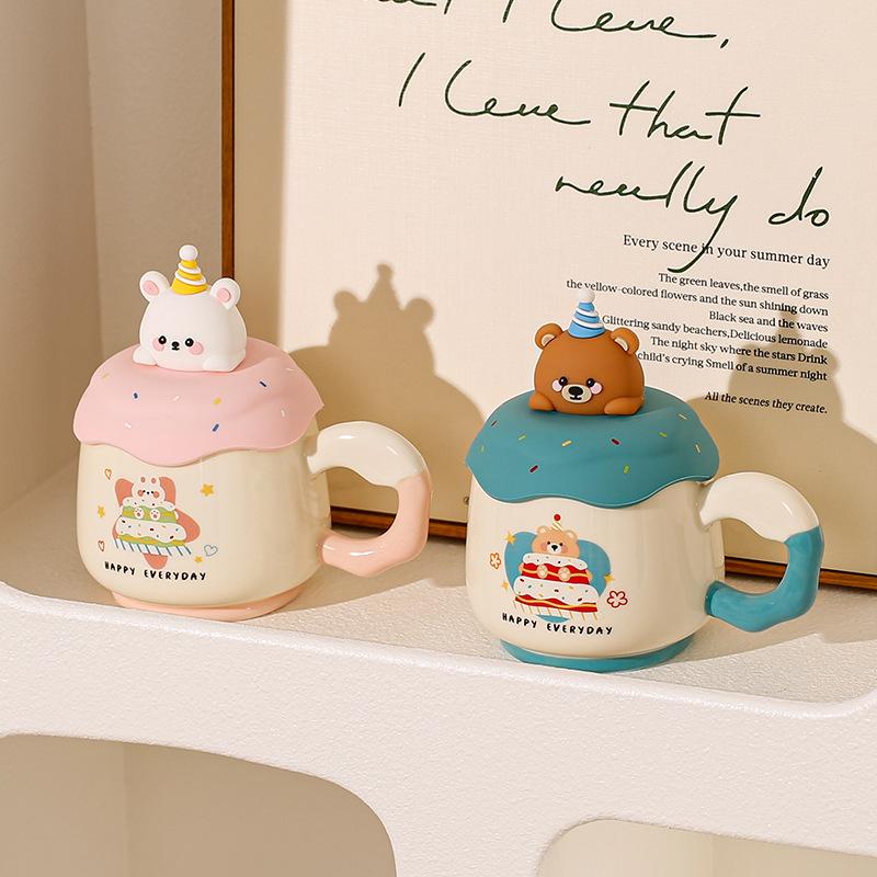 Подарок на день рождения кружка для девочек с крышкой керамическая чашка высокая ценность чашка для питья бытовая милая кофейная чашка для пары