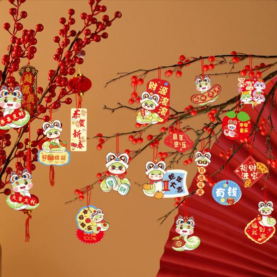 18 шт. подвесных подвесок на Новый год 2025 года. Подвеска в виде змеи, приносящая удачу. Подвеска в виде дерева с кисточками для украшения окна автомобиля.