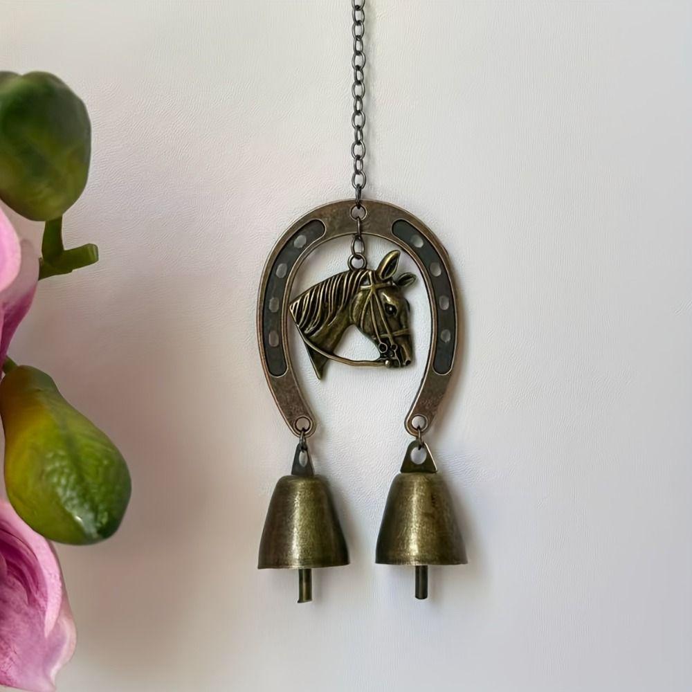 Креативные ретро колокольчики ветра в форме лошади, подвесное украшение для двора, благословляющий металлический кулон, задний двор