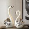 2 шт. Скульптура лебедя Статуэтка животного Поделки Украшение Коллекция Произведение искусства Орнамент Керамическая фигурка