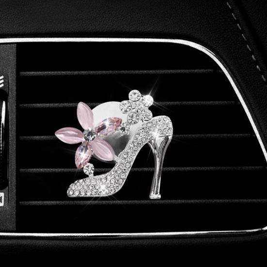Автомобильный зажим для вентиляционного отверстия. Стильная обувь на высоком каблуке с искусственными кристаллами. Легко устанавливается. Украшение салона автомобиля.