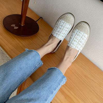 Весенние и осенние женские мокасины на толстой подошве