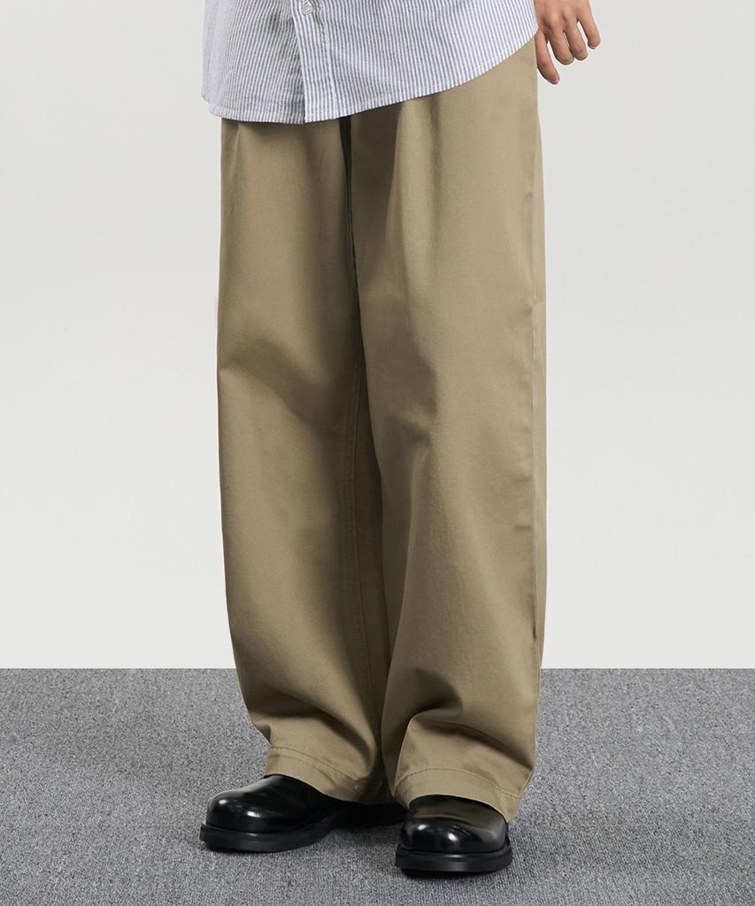 EXCONTAINER Classic One-Pleat Cotton Chino Pants (Beige)