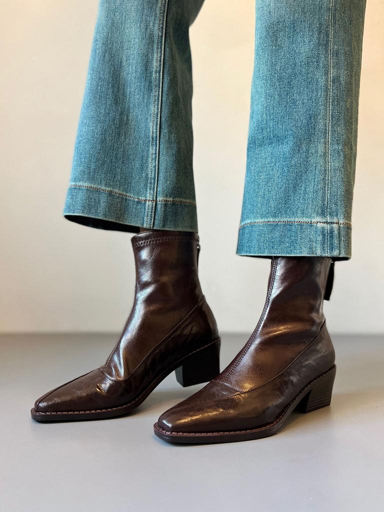 The first layer of cowhide! Square head thick heel short boots soft leather splicing Chelsea boots women's black boots thin boots