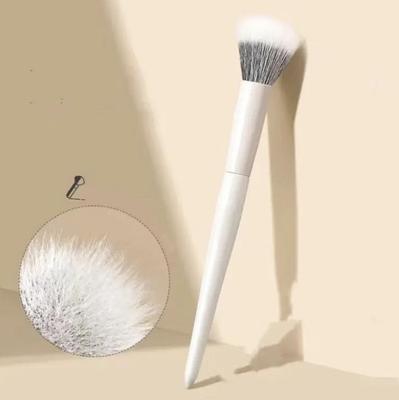 Кисть для румян с двойным слоем и точечным нанесением - Большая молочно-белая кисть для макияжа