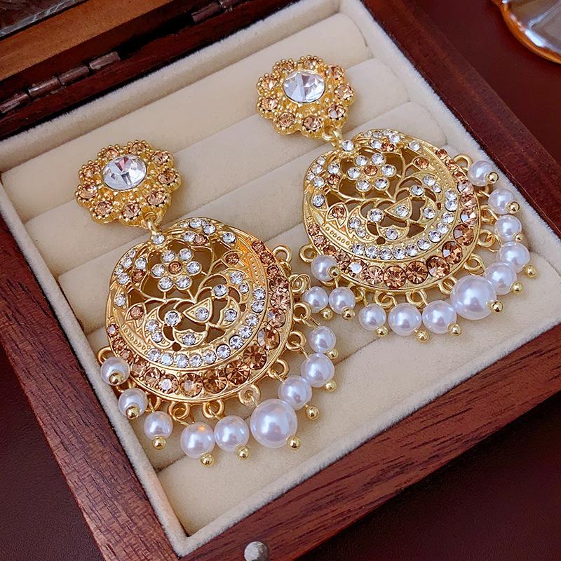 Средневековые Винтажные Серьги-Ромбы с Цветком Ретро Легкая Роскошь Высококлассные Серьги Нишевые Серьги в Придворном Стиле