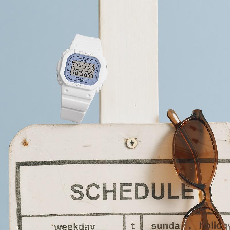 Casio Женские часы Baby-G, смола, 100 м водостойкость, ударопрочность, будильник, кварцевые, BGD-565SC-2B