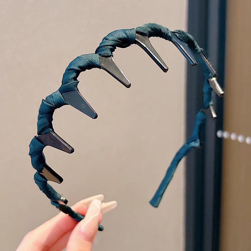 Women's 2025 Spring/Summer High Skull Wavy Headband with Teeth for Face Washing