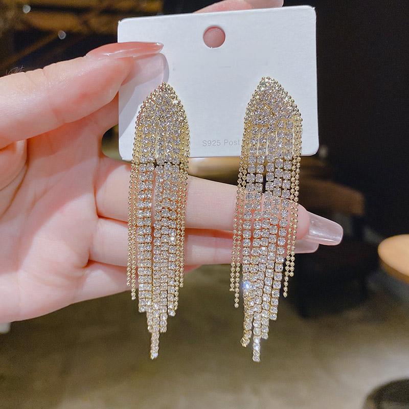 2025 New Classic Shiny Crystal Earrings Ladies Exaggerated Long Earrings Tassels Rhinestone Earrings Fashion Korean Jewelry