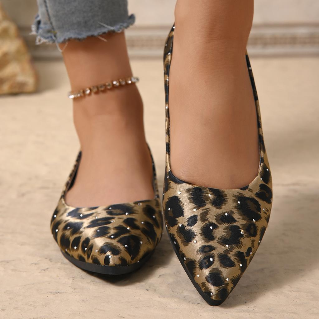 Fashion Leopard Shoes 2025 New Women Flats Woman Casual Shoes Pointe Toe Spring Summer Flat Fashion Ladies Shoes Slip-on Big Size