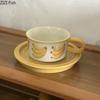 Кружка и блюдце с росписью «Красное яблоко» Фарфоровая кофейная кружка Обеденный стол Цветочные кружки Чашка для послеобеденного чая Стакан для фруктового сока