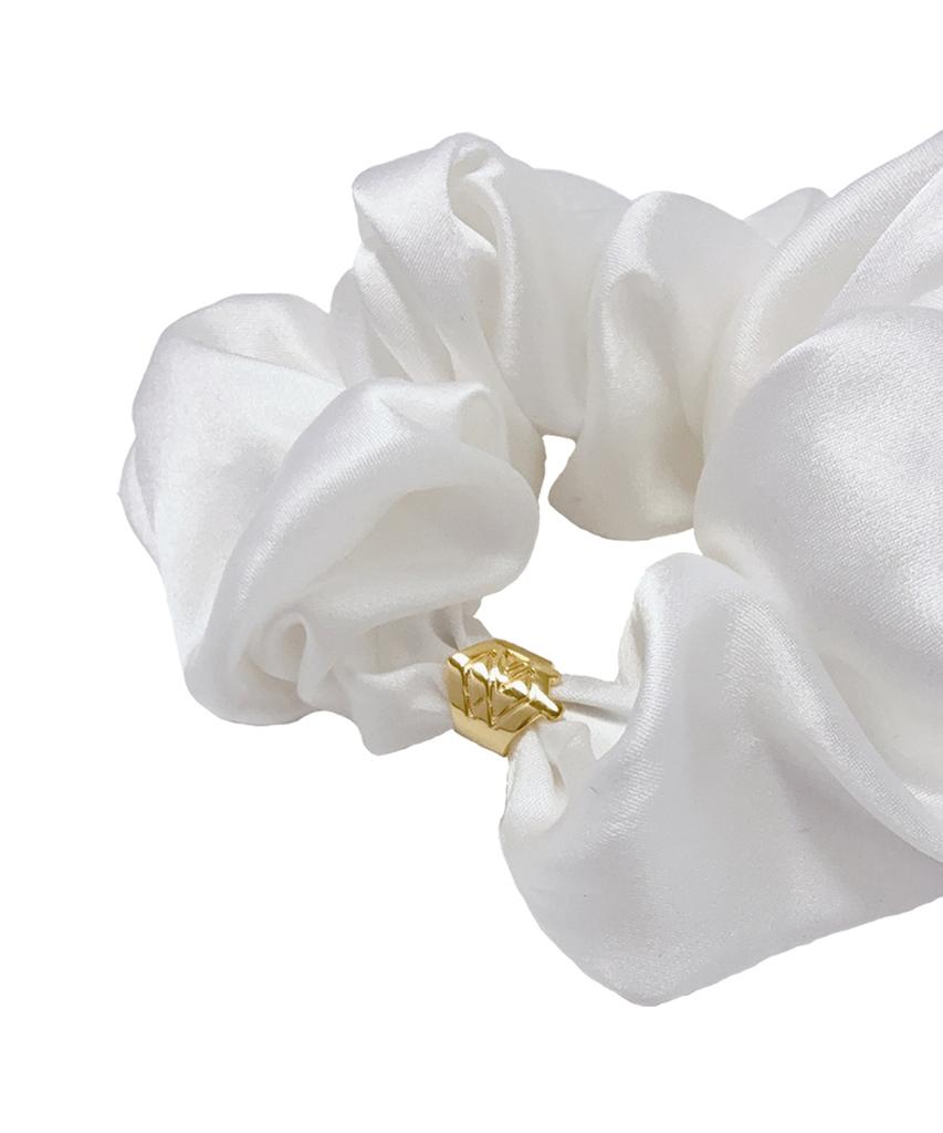 Шелковый scrunchie Aphrose с логотипом в рамке (белый)