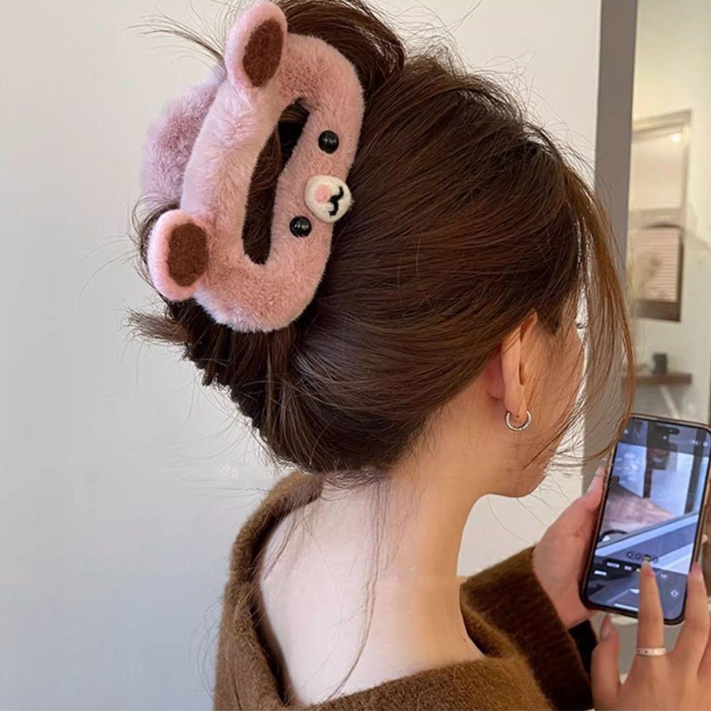 Acrylic Plush Cloud Hair Claw Cartoon Plush Bear Hair Clip Sweet Rabbit Ear Shark Clip Daily