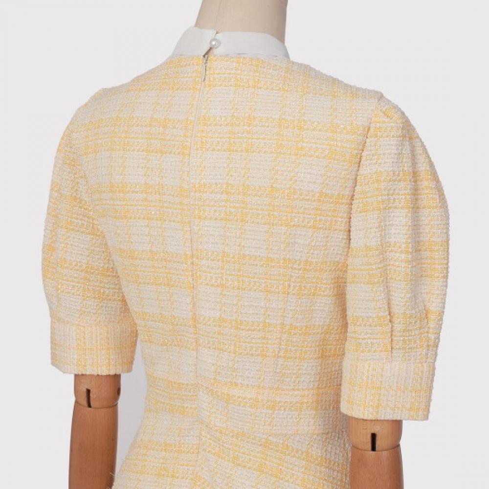 Win Puff Check Dress