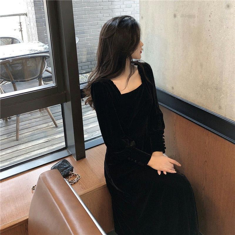 Square Collar Velvet Long-sleeved Dress for Women In Spring New Retro Slim Fit Slim Temperament Sexy Midi Skirt