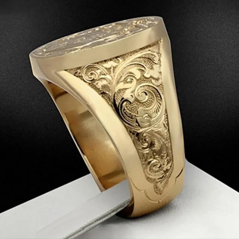 Luxury Gold Plated Coat of Arms Sweet Signet Engraved Rings for Men Women Hip Hop Dance Party Court Style Ring Jewelry Gift