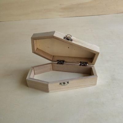 1 шт. Хэллоуин поделки Шестиугольный гроб Деревянная шкатулка DIY Гот Хэллоуин Подарочная коробка Складные крышки Шкатулка для хранения конфет Вечеринка