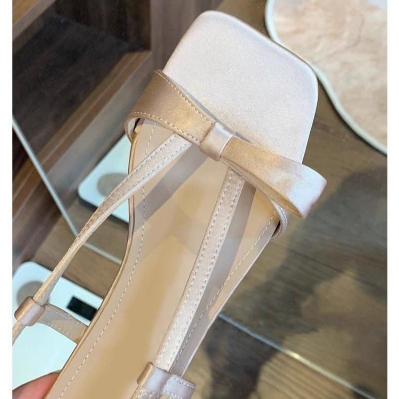 Модные Элегантные Темпераментные Модные Сандалии Женские 2025 Интернет-Знаменитость с Юбкой Универсальные Японские Сандалии с Квадратным Носком