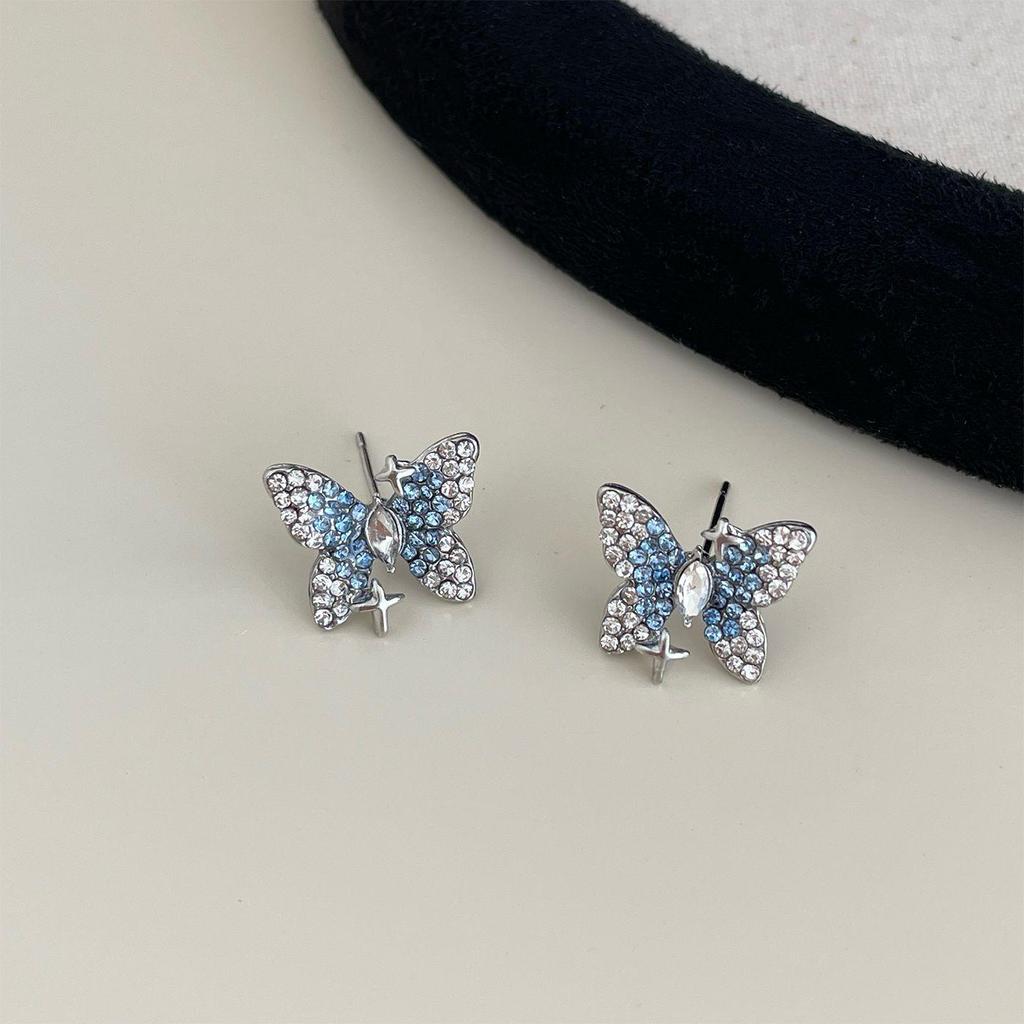 Корейские серьги-медведи с голубыми бриллиантами для женщин: Серебряная игла, элегантный дизайн в виде бабочки