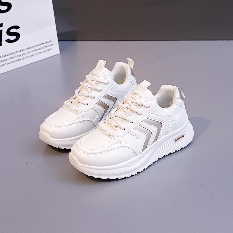 Инс корейская версия обуви Форрест Гамп женская 2025 весна новая уличная съемка студенческие беговые спортивные туфли маленькие белые кеды женские Q171