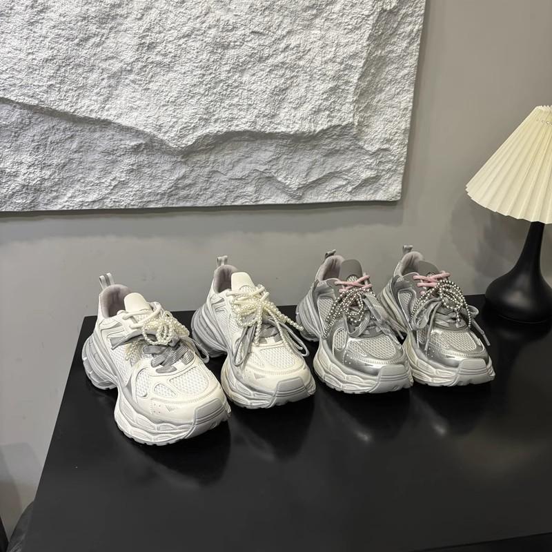 Парижская мода папы обувь женская 2025 новая толстая подошва усиленная дышащая сетка универсальная стопа маленькая повседневная спортивная обувь