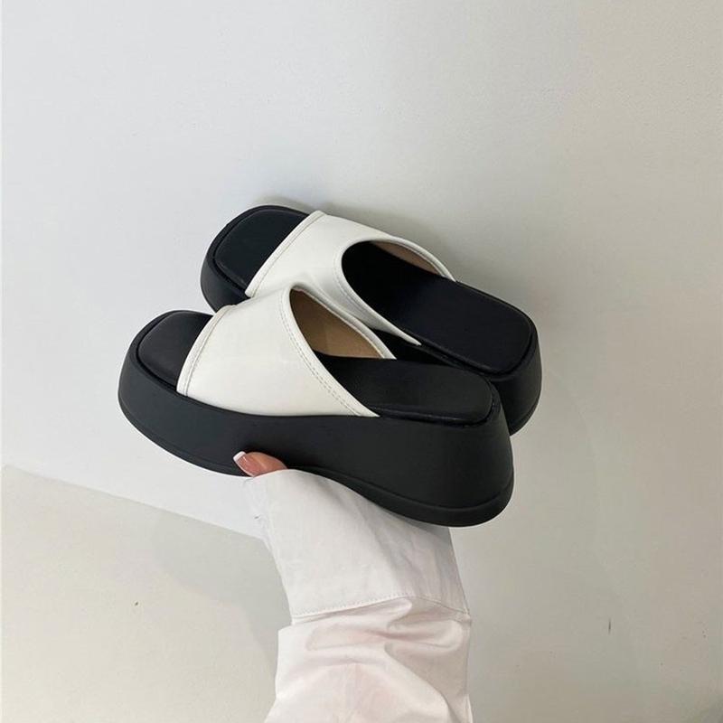 Summer Thick-soled Women's Slippers Fashion Solid Color Flat Heel Non-slip Women's Slippers Muffin Thick-soled Sandals Slippers