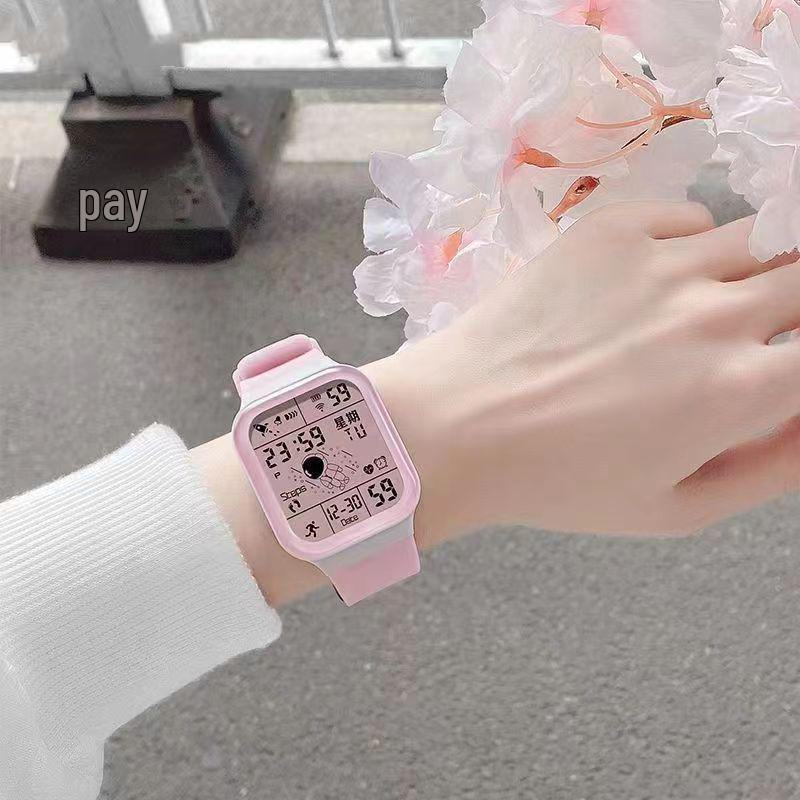 Часы астронавта-студента: Большой экран, календарь, ночник, будильник, секундомер