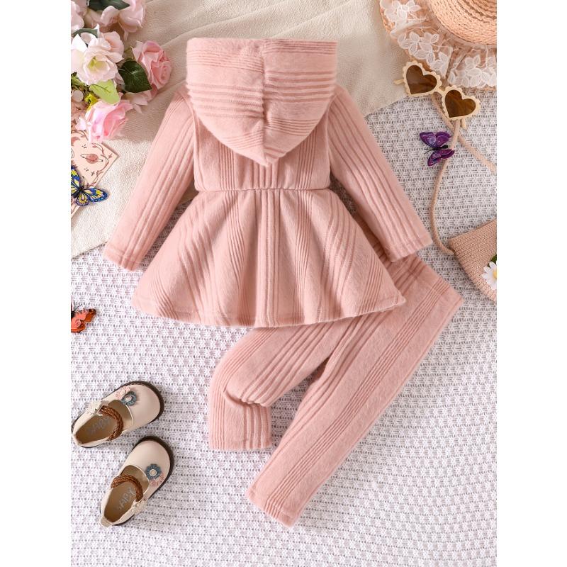 Two-Piece Girl Sweet and Gentle Spring/Autumn New Butterfly Print Letter Hoodie Sweatshirt and Pants Set, Perfect for Outdoor, Knit