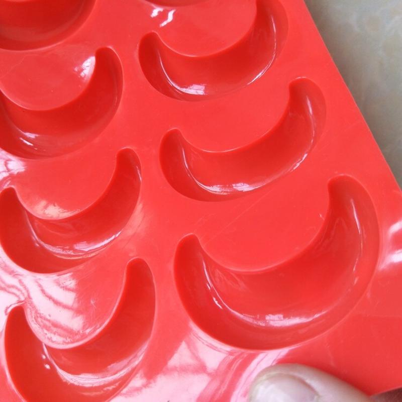 18 Holes Moon Shaped Silicone Chocolate Molds Silicone Candy Molds Transparent Chocolate Tray New | Cake Molds