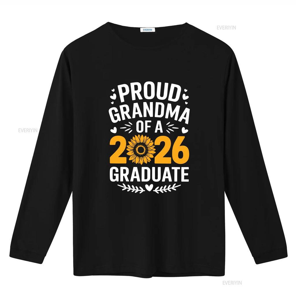 Proud Grandma Of A 2026 Graduate T Shirt Class Graduation Senior vintage Washed streetwear homme Versatile Casual graphic