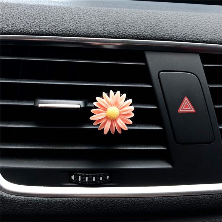 Colorful Resin Daisy Car Perfume Clip Decorative And Fragrant Air Vent Scent Diffuser