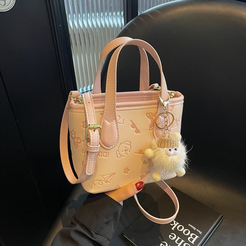 Популярная в этом году маленькая женская сумка 2025 новая модная универсальная сумка-мессенджер весенне-летняя портативная сумка-ведро