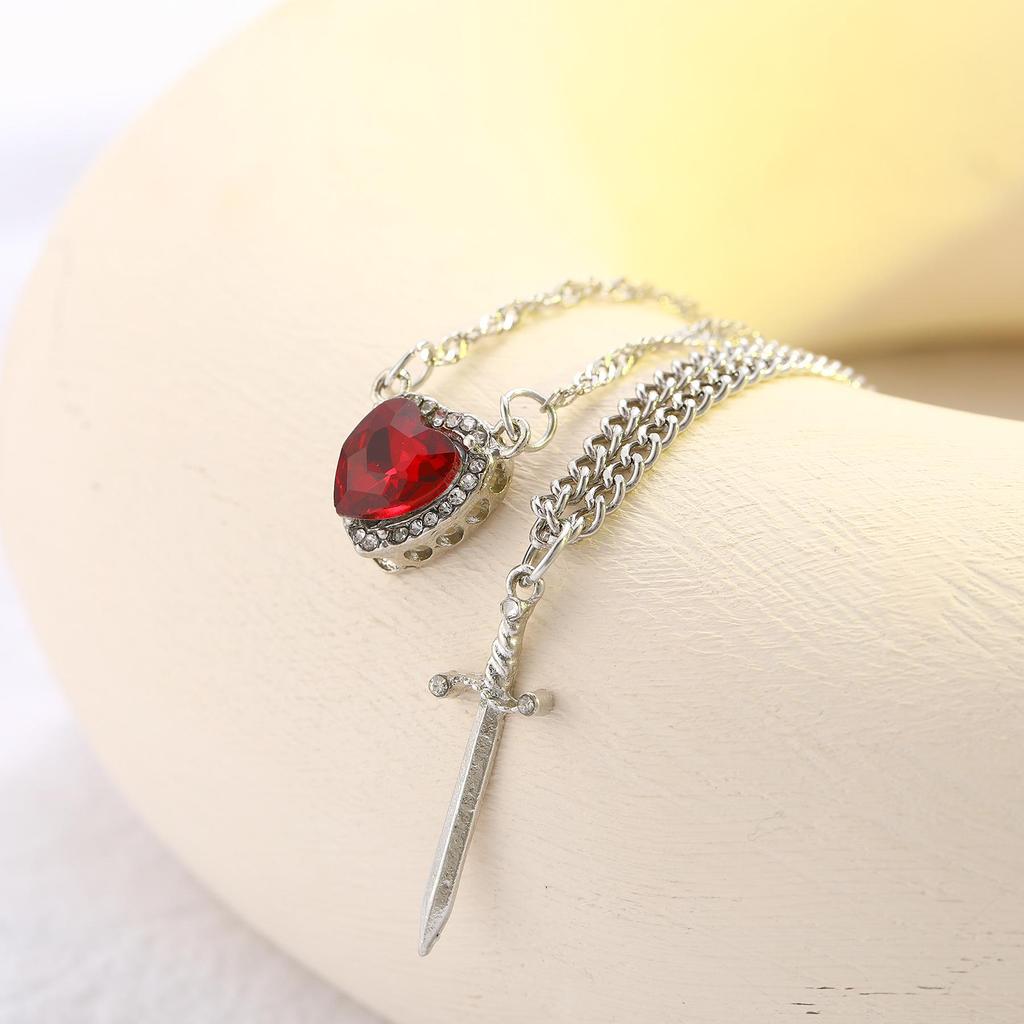 Silver Arrow Heart Pendant Necklace - Multi-layered Retro French Women's Fashion