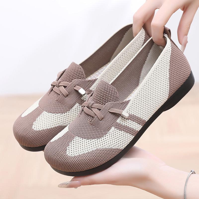 Women's Breathable Lightweight Low Heel Walking Shoes Comfort Non-Slip Daily Footwear for Elderly Moms