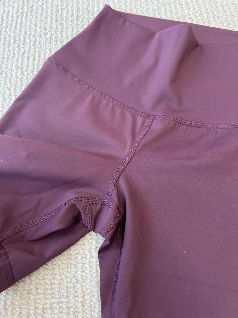 Короткие велосипедные шорты ALO Yoga с высокой талией, ощущение второй кожи - Фитнес-штаны для женщин, Подтягивающие ягодицы, Быстросохнущие