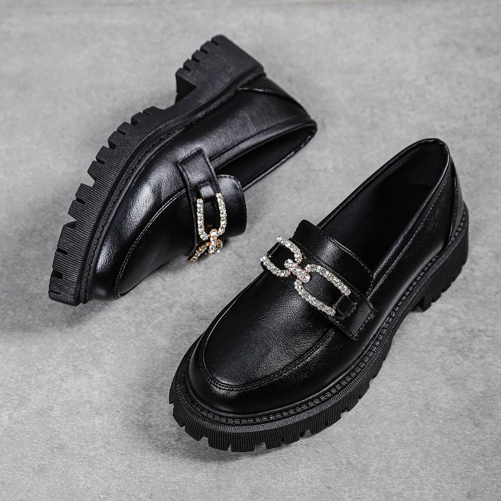 Большой размер маленькие кожаные туфли женские весна и осень толстая подошва британские женские туфли с мелким вырезом и пряжкой со стразами женские