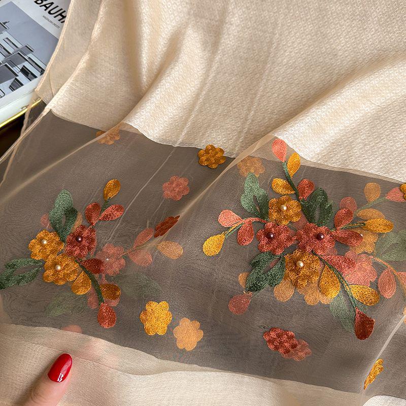 Springautumn 2024 Imitation Embroidered Womens Silk Scarf Elegant Versatile Thin Decorative