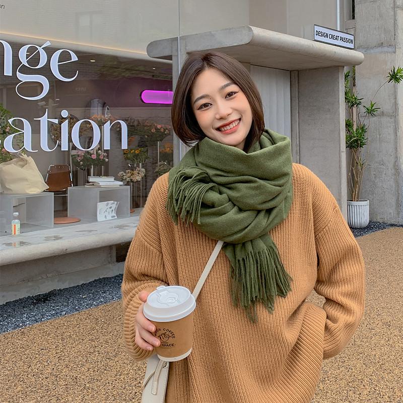 Женский шарф-шаль из кашемировой шерсти премиум-класса белого цвета - Коллекция Зима 2025