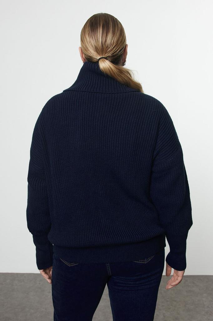 Women's Fashionable Stylish Plus Size Cardigan Black Turn-down Collar Zippered Crop Knitwear Cardigan